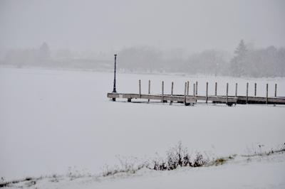 Lake Cadillac, Mitchell frozen a few days apart